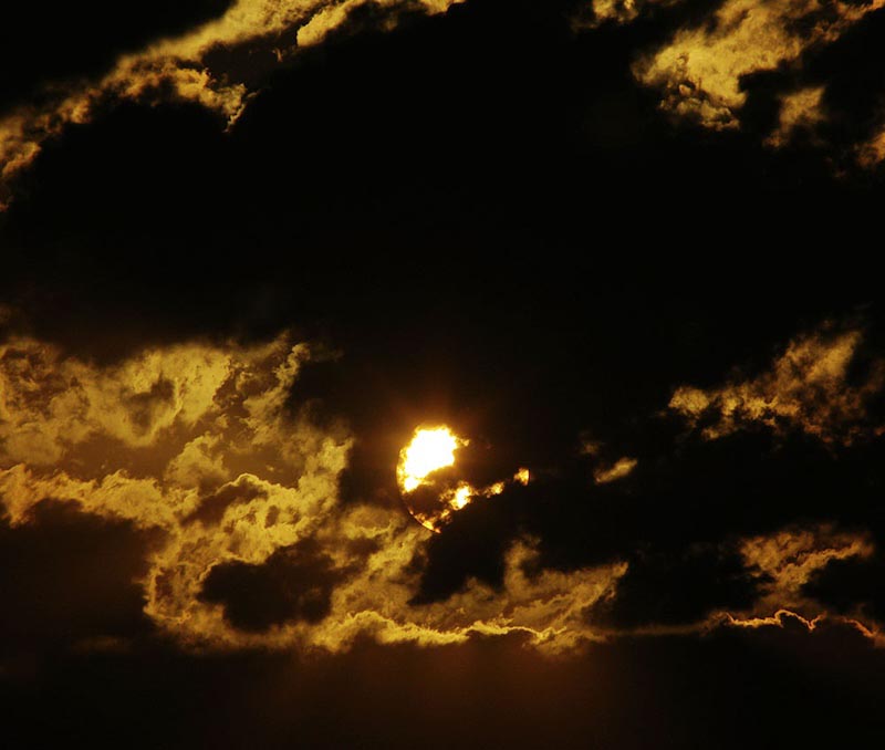 Carta Da Parati Alla Luce Dall'Oscurità - Fotomurale